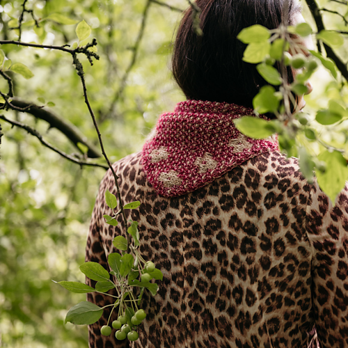 Knitting Fundamentals 2.5 - Pressed Flowers Kerchief Class: Saturdays 11:30 - 1:30, 8/22 and 8/29